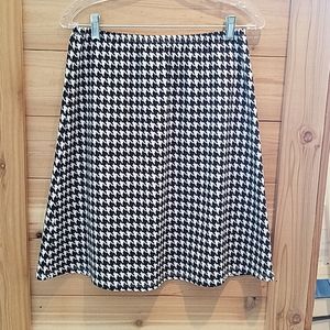 Classic a-line houndstooth skirt